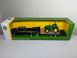 Image of 1:32 2017 Ford F-350 Pickup with Gooseneck Trailer and John Deere Tractor