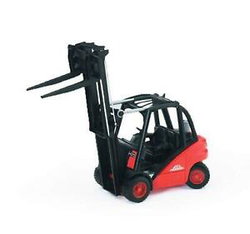 Image of Linde H30D Forklift with 2 Pallets
