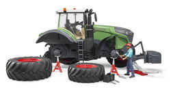 Image of Fendt 1050 Tractor w/ Repair Accessories