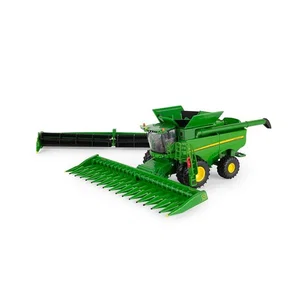 1:64 John Deere S680 Wheeled Combine